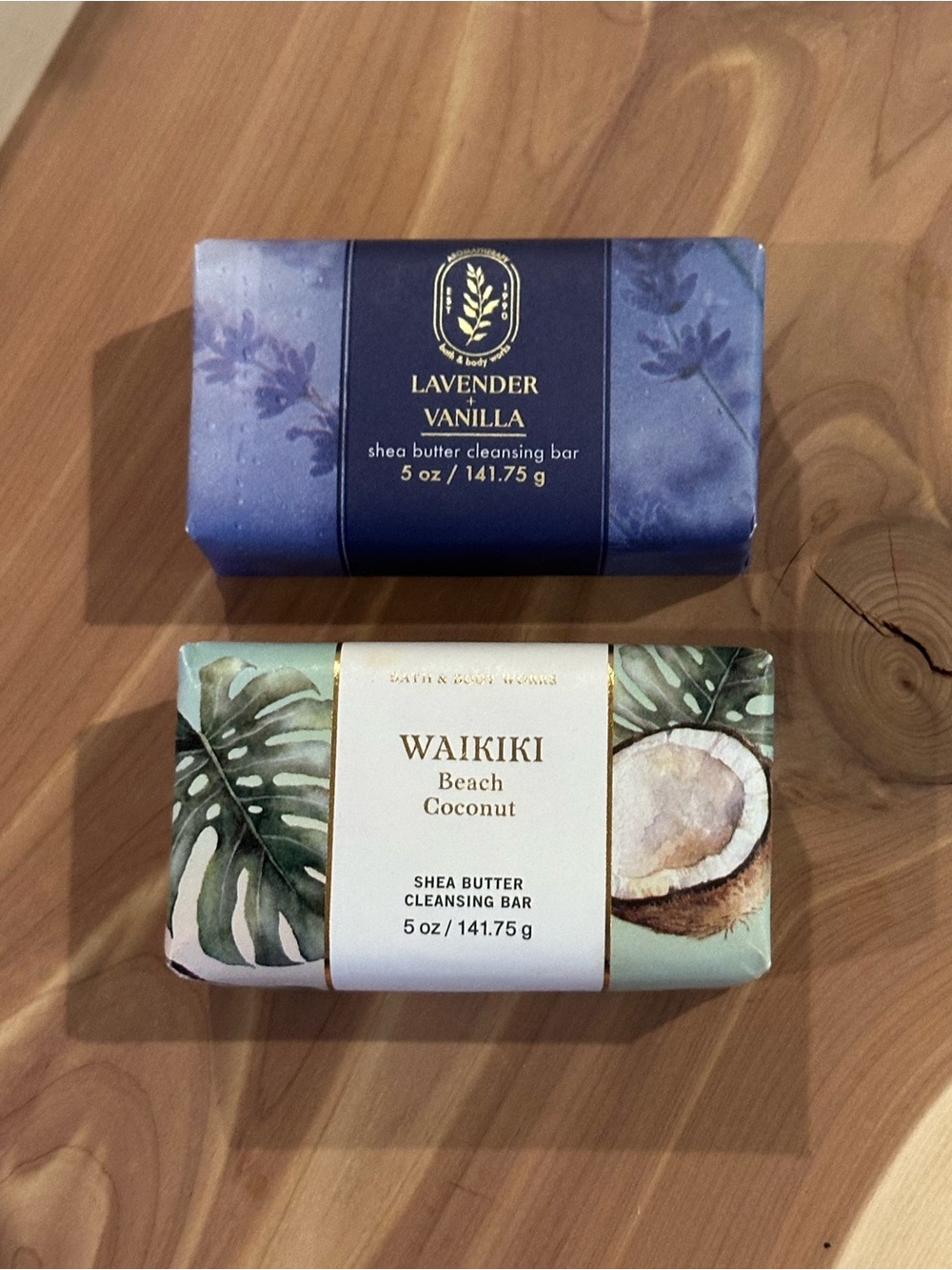NWT - Bath & Body Works Bar Soap, 1 Waikiki Beach Coconut, 1 Lavender Vanilla